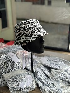 Bucket Lacoste -Preto+Branco