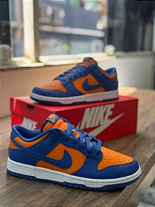 Tênis Nike Dunk Low Knicks - Azul royal + Laranja
