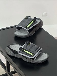 LACOSTE ACESLIDE 224 1 CMA DK GRY/BLK