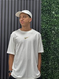 Camiseta Nike Hf0777-100