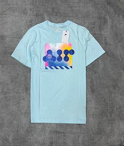 Camiseta Nike Sportswear OC Masculina - Azul bebe