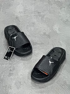 Slide Jordan franchise - Preto