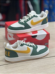 Nike Court Borough Low Premium 844881-100