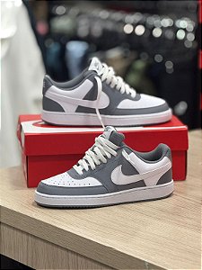 Tenis nike court vison branco+cinza - hm9862-003