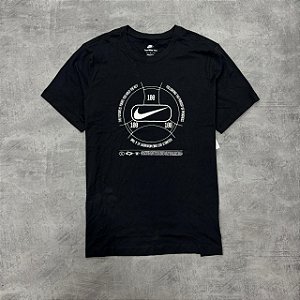 CAMISETA NIKE PRETA- IH1822-010