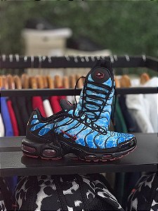 TÊNIS NIKE AIR MAX PLUS TN SHARK ATACK