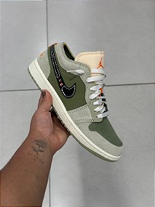 Tenis Jordan 1 Low SE Craft Light Olive - FD6819-300