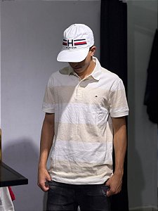 POLO TOMMY HILFIGER LISTRADA- BRANCA/ BEGE