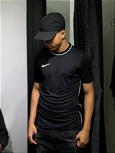 camiseta nike HM7127-010