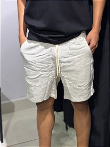 SHORT LINHO COR BRANCO GELO