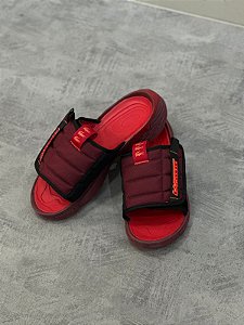 SLIDE LACOSTE VELCRO- VERMELHO COM VINHO