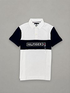 POLO TOMMY HILFIGER LETREIRO- BRANCA/ AZUL MARINHO