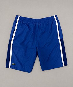 BERMUDA LACOSTE SPORT- AZUL ROYAL/ LISTRA BRANCA