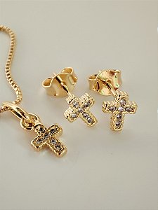 Conjunto de brinco de colar com pingente de cruz cravejado em zircônia