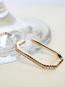 Piercing de encaixe modelo Ear Hook - Thais