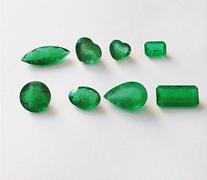 Lote pedra Esmeralda Lapidada Boa Variadas - Cut Emerald quality Extra Multiform