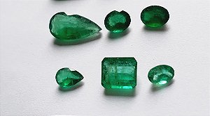 Lote  Esmeralda Lapidada Vários Formatos - Cut Emerald quality Extra Multiform