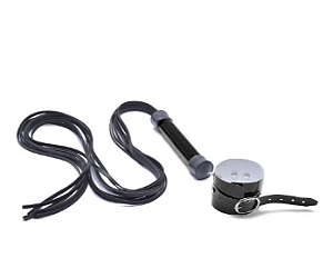 Kit Chicote E Bracelete Em Verniz Dominatrix 80 Cm
