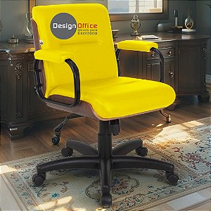 Cadeira Original Eames Diretor com Rodinhas Black e Anti Risco Linha Capa em Madeira Escura - Amarelo
