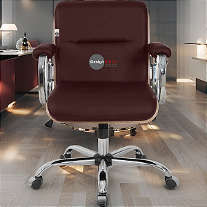 Cadeira Original Eames Diretor com Rodinhas Cromadas e Anti Risco Linha Capa em Madeira Escura Vermelho Vinho