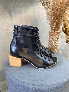 Open Boot Giulia - Preto