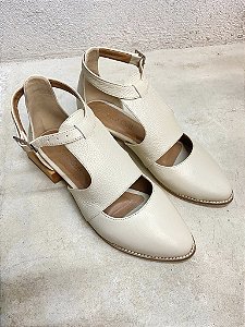 Bota Aberta Ísis  - Off-White ( Referência : 150)
