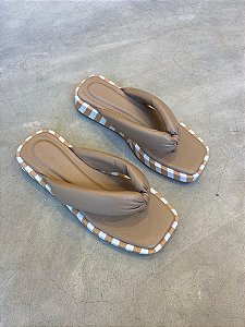 Flatform Betânia   - Bege