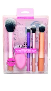 KIT DE PINCÉIS + ESPONJA RUBY FACE