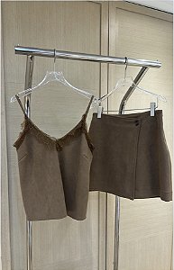 Conjunto Suede Caramelo