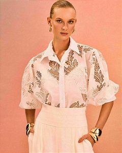Camisa Oversized Bordado Floral