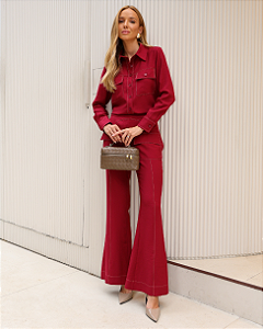 Calça Alfaiataria Bolsos e Pespontos