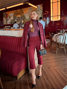 Calça Capri Lorna Bordô