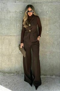 Conjunto Blusa Colete com Lapela e Calça Reta