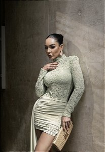 Conjunto body + saia