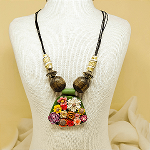 Colar Flores