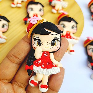 APLIQUE BISCUIT MENINA CAIPIRA VESTIDO VERMELHO (7,0CM) - 1UNIDADE