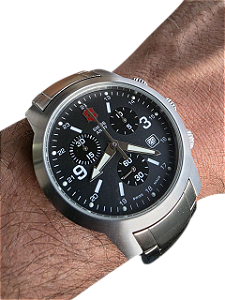 Relógio Masculino Swiss Army Chrono Calendário Swiss Made Prateado Prateado Preto