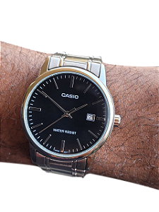 Relógio Masculino Casio Quartz Preto Analógico Mtp-v002 Preto