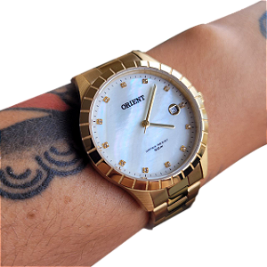 Relógio Orient Feminino Dourado Wr 50 Metros Fgss1151 B1kx Dourado Madreperola