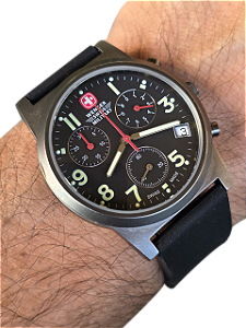 Relógio Masculino Swiss Military Calendário Duplo