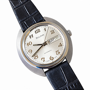 Bulova Automatic Day Date 1973 Cal 11esacb Vintage Suíço
