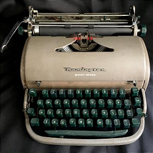 FUNCIONANDO - Máquina De Escrever Datilografia REMINGTON Quiet - Ritter