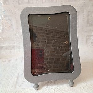MOLDURA Porta - retrato clássica em metal cor prata chumbo - 22x15,5cm