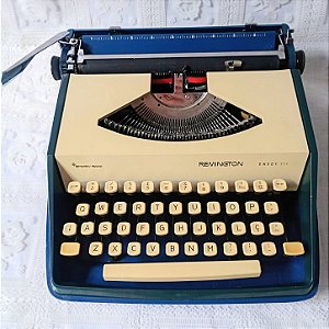 Funcionando Máquina De Escrever Remington Envoy III Sperry Rand Cor Creme e Azul