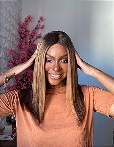 LACE DE CABELO HUMANO COM TELA HD 200% de densidade 40cm Chanel liso Castanha com mechas mel