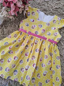 Vestido Casual infantil - Tema: CupCake's - Cor: Amarelo/Rosa - Tamanho: 1 ano (PP)