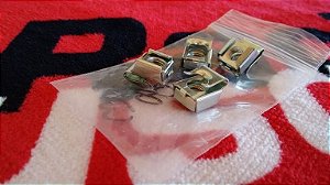 Presilha de fixar protetor lateral do radiador Husqvarna WR