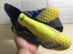 chuteira society com cano alto