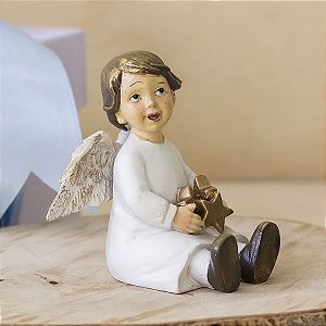 Anjo de Resina Sentado  Com Estrela na Mão 8 x 6cm