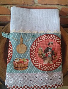 Pano de Prato – Preparando a Refeição (quadriculado vermelho, com fundo verde) 66x40cm